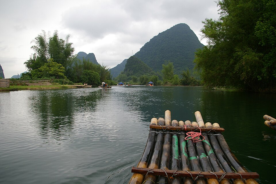 阳朔遇龙河